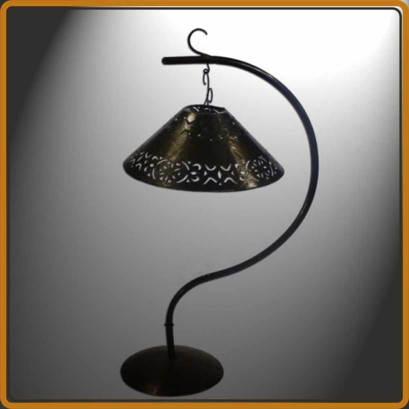 Lampe Design Métal - Art de Madagascar