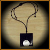 Collier Médaillon Carré Corne de Zébu - Art de Madagascar