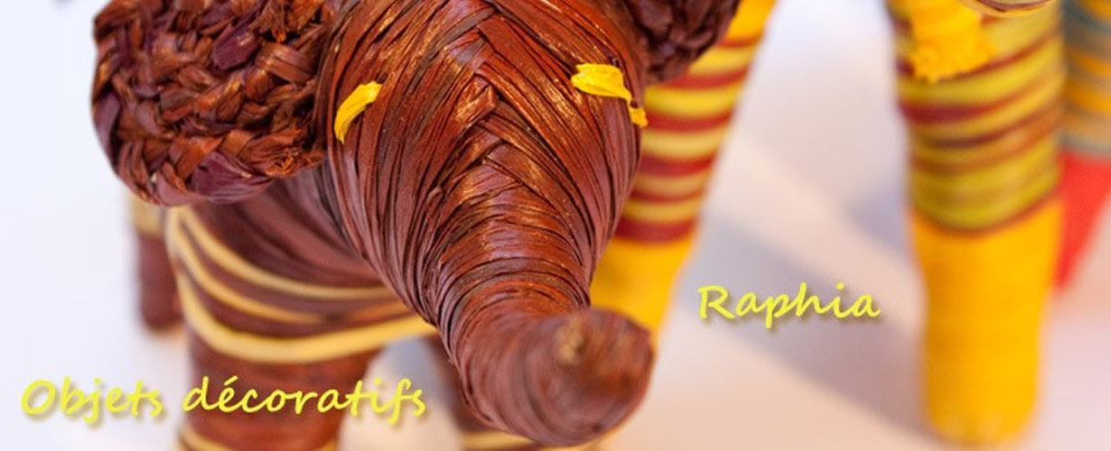 Objets décoratifs en raphia - Art de Madagascar