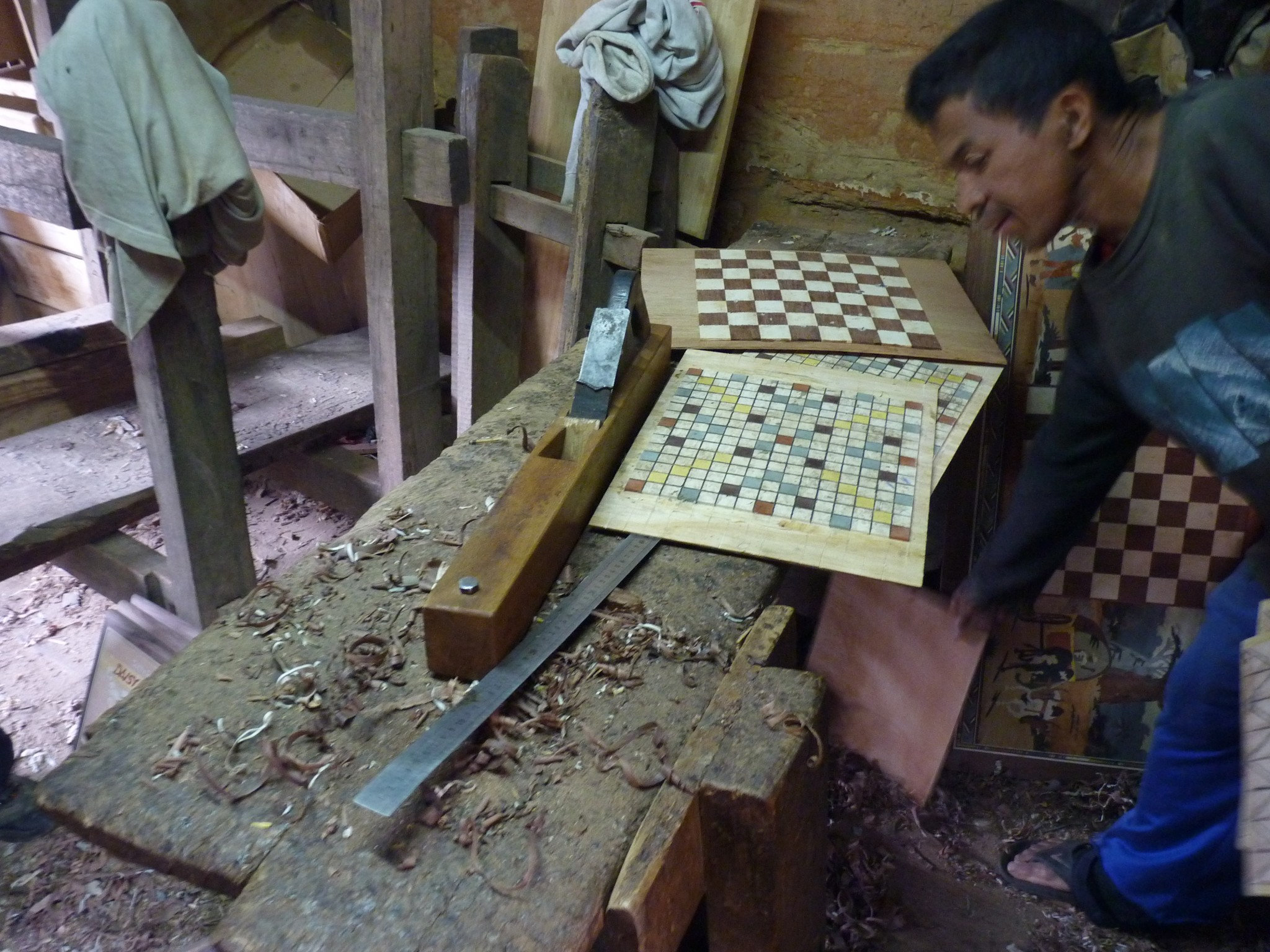 Marquetterie - Fabrication - Art de Madagascar